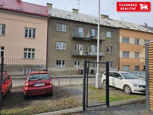 Vymazlený byt  3+1, 81m2, se 3 balkóny, s vlastním topením a výhledem na Flóru v Olomouci.